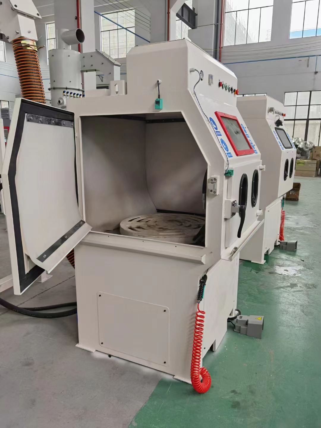 昌邑移动式抛丸机的工作原理?