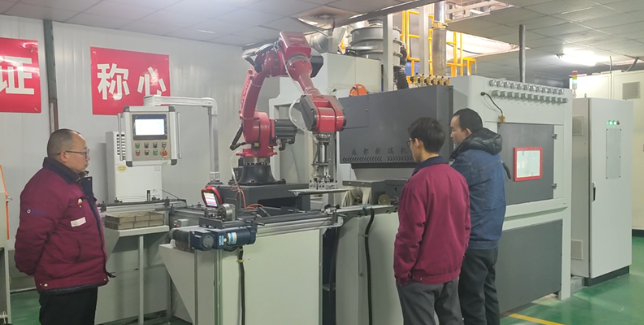 昌邑自动喷砂机选型要点，看完少走弯路。